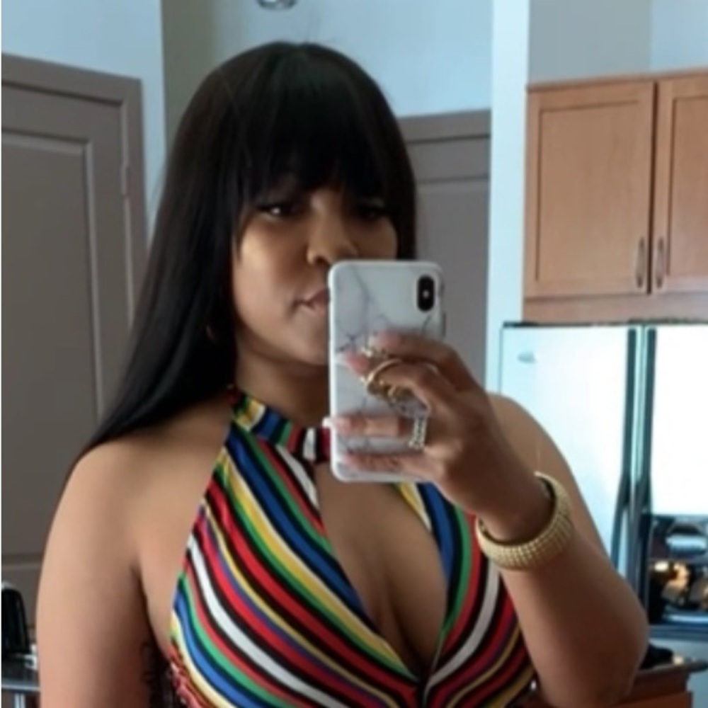 Straight bang wig (E)